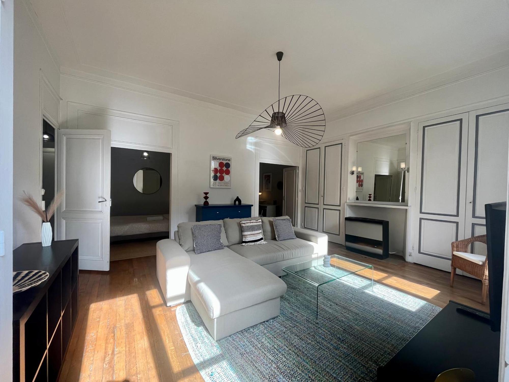 Suite Lavany Lione Esterno foto