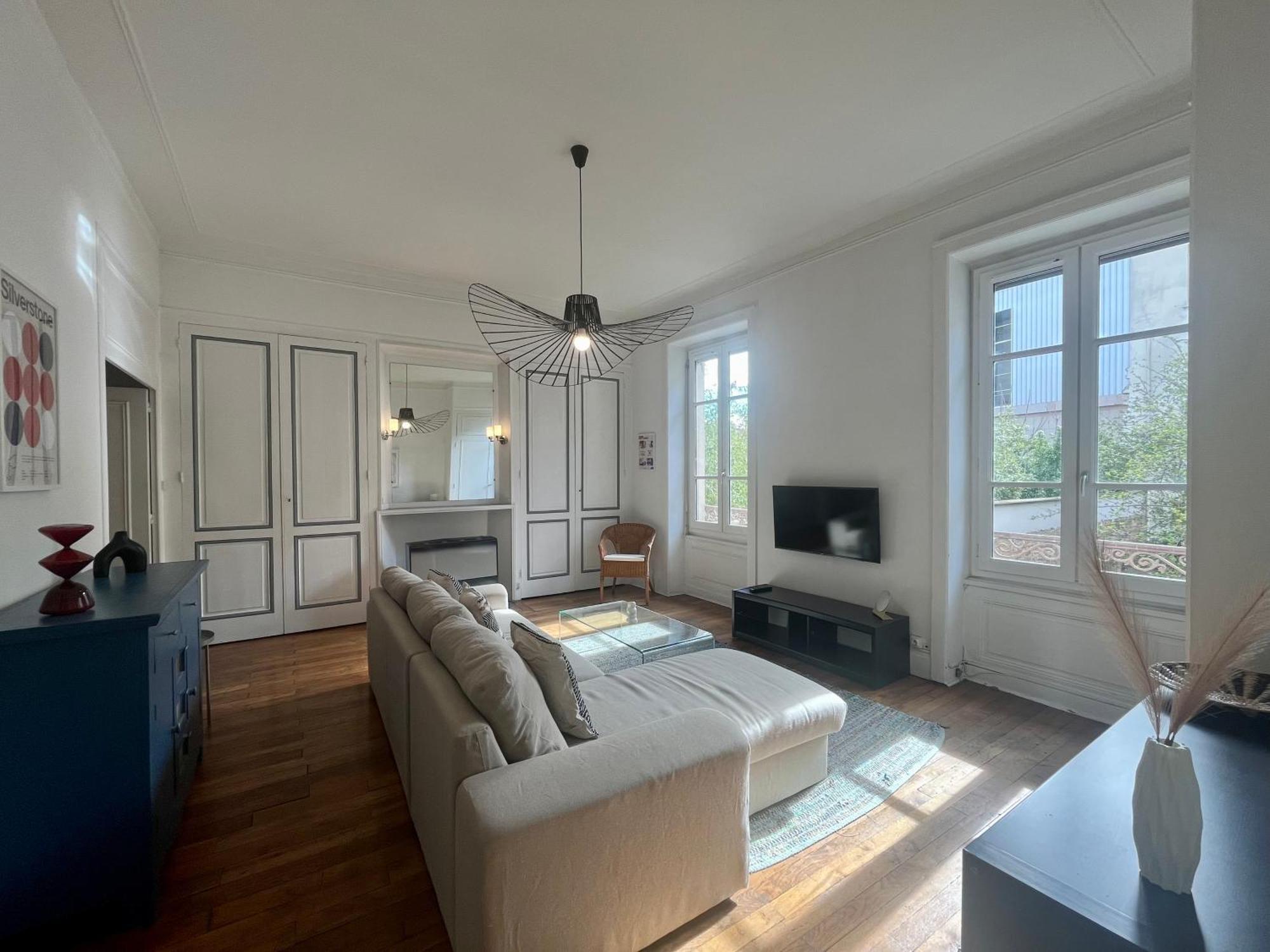 Suite Lavany Lione Esterno foto