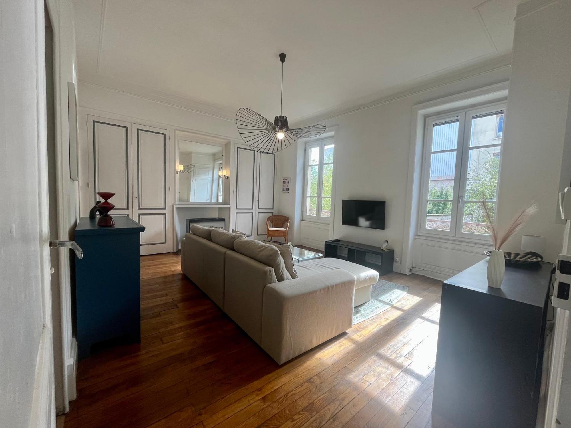 Suite Lavany Lione Esterno foto