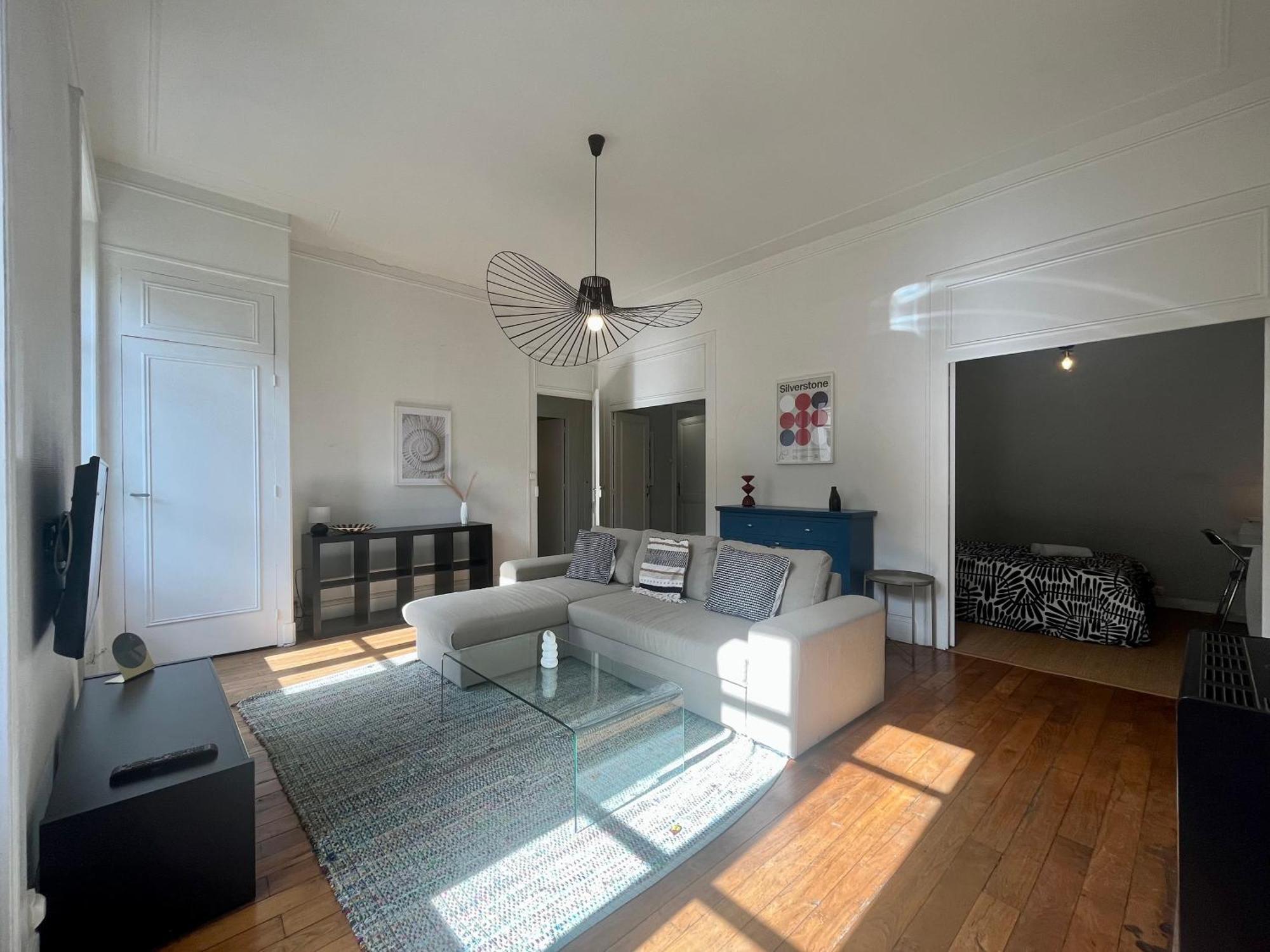 Suite Lavany Lione Esterno foto